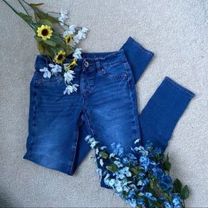 Cute skinny jeans 🌀